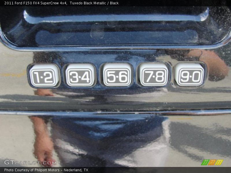Tuxedo Black Metallic / Black 2011 Ford F150 FX4 SuperCrew 4x4