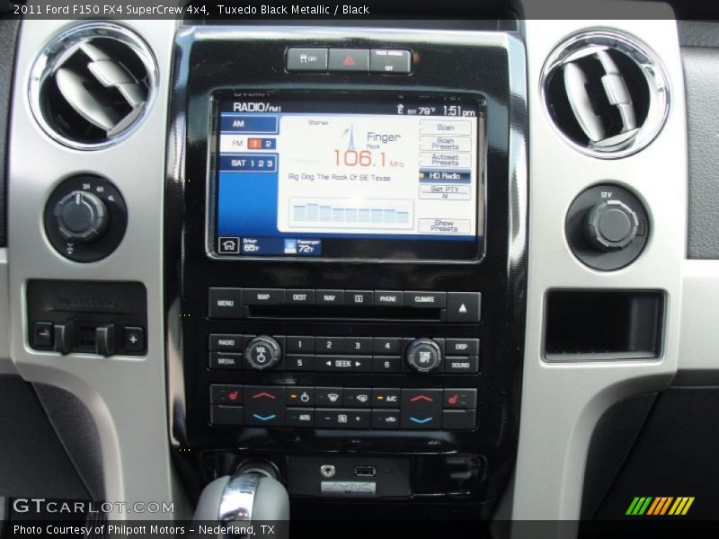 Tuxedo Black Metallic / Black 2011 Ford F150 FX4 SuperCrew 4x4