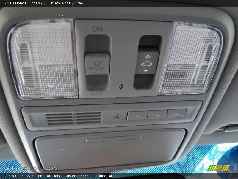 Controls of 2010 Pilot EX-L