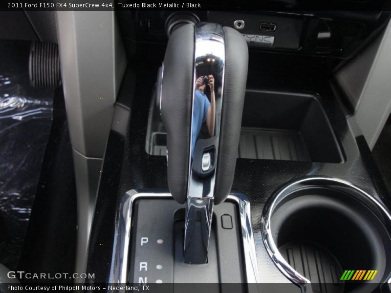 Tuxedo Black Metallic / Black 2011 Ford F150 FX4 SuperCrew 4x4