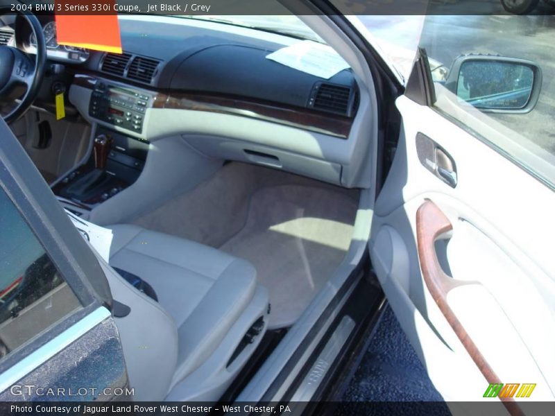 Jet Black / Grey 2004 BMW 3 Series 330i Coupe