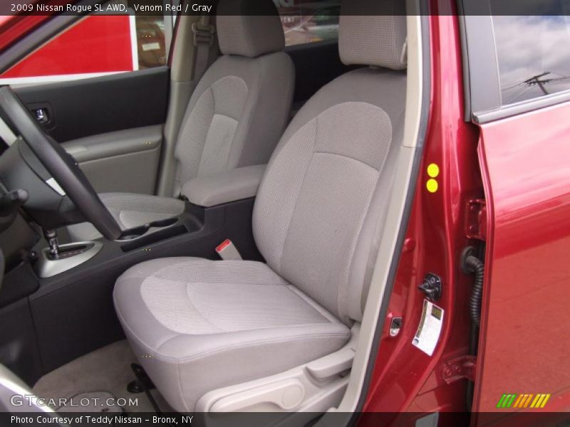  2009 Rogue SL AWD Gray Interior