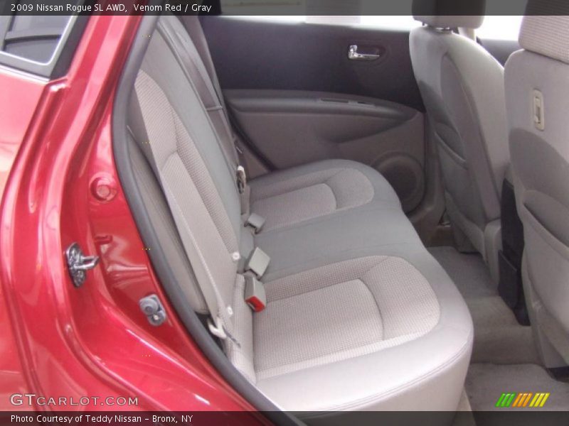  2009 Rogue SL AWD Gray Interior