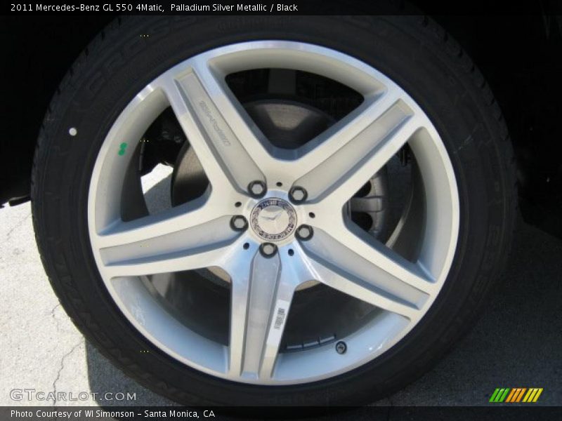 Palladium Silver Metallic / Black 2011 Mercedes-Benz GL 550 4Matic