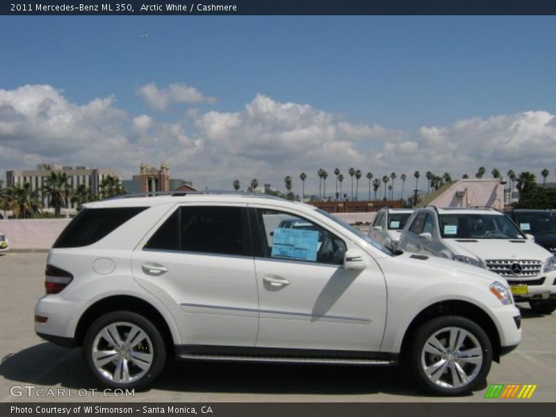 Arctic White / Cashmere 2011 Mercedes-Benz ML 350