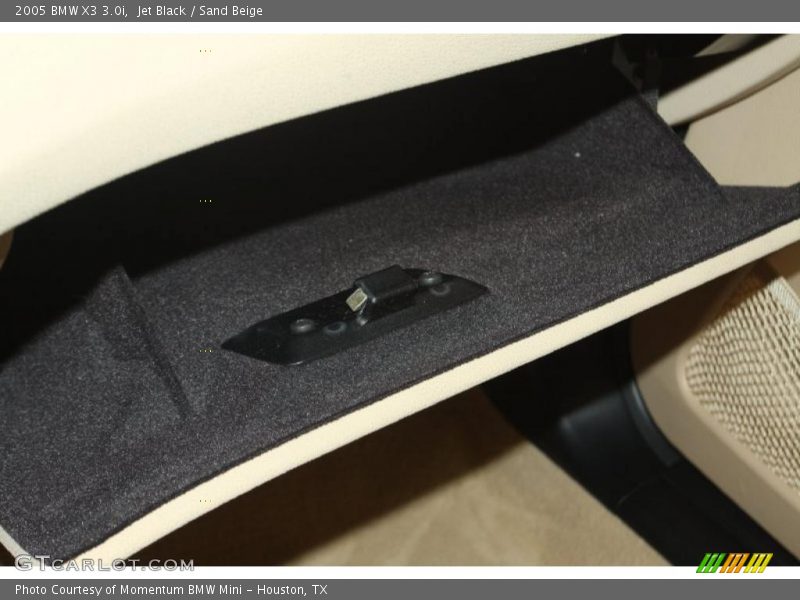 Jet Black / Sand Beige 2005 BMW X3 3.0i