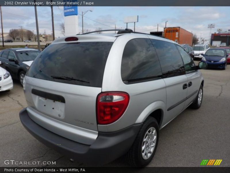 Bright Silver Metallic / Taupe 2002 Chrysler Voyager