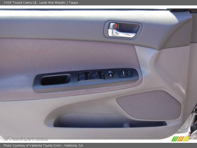 Lunar Mist Metallic / Taupe 2006 Toyota Camry LE