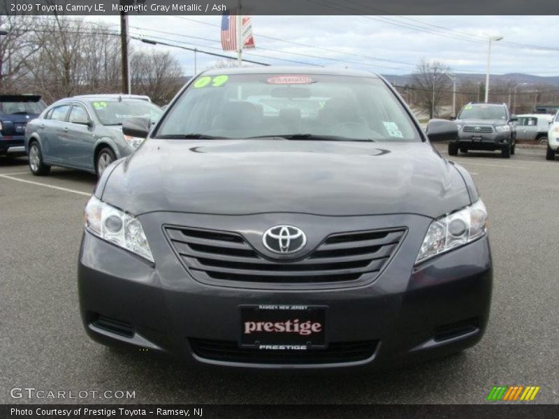 Magnetic Gray Metallic / Ash 2009 Toyota Camry LE