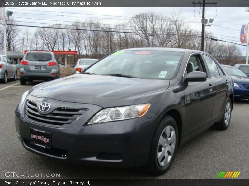 Magnetic Gray Metallic / Ash 2009 Toyota Camry LE