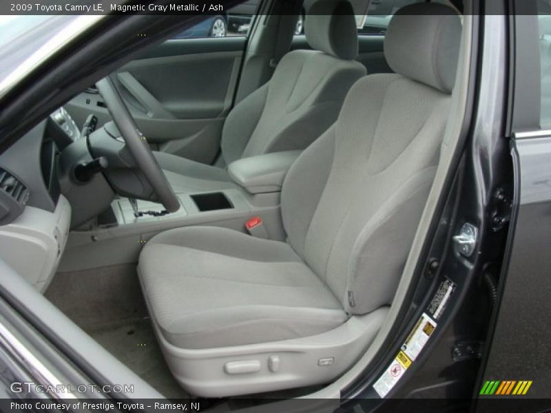 Magnetic Gray Metallic / Ash 2009 Toyota Camry LE
