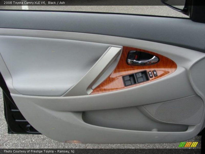 Black / Ash 2008 Toyota Camry XLE V6