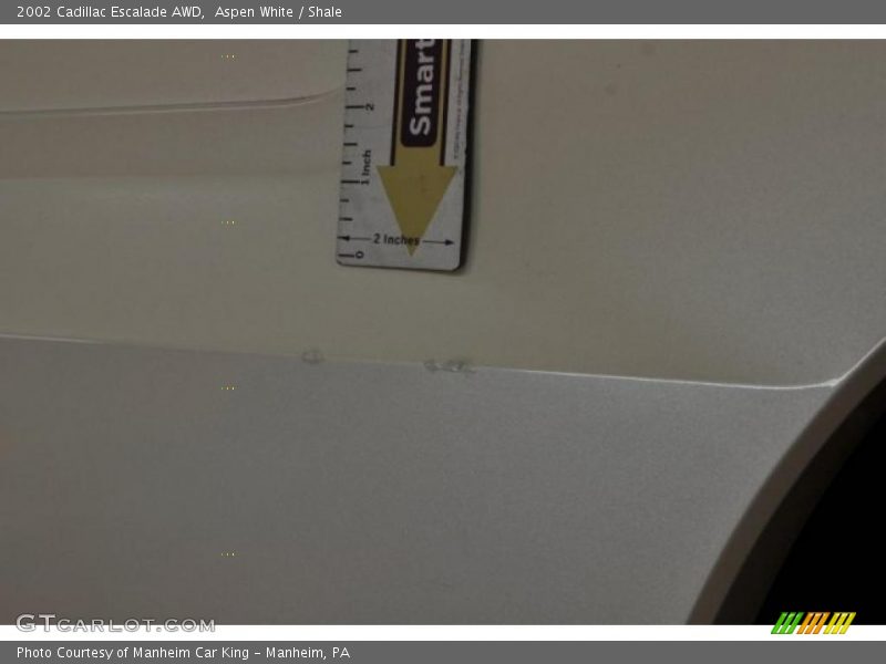 Aspen White / Shale 2002 Cadillac Escalade AWD
