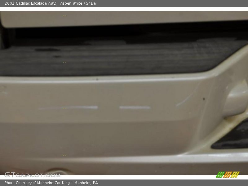 Aspen White / Shale 2002 Cadillac Escalade AWD