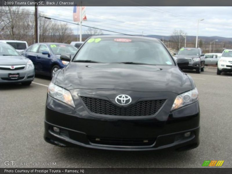 Black / Charcoal 2009 Toyota Camry SE