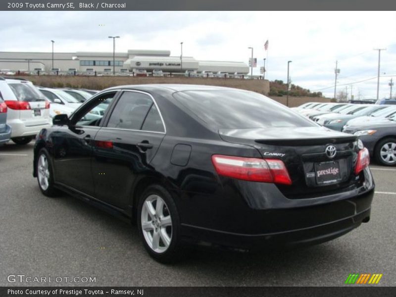 Black / Charcoal 2009 Toyota Camry SE