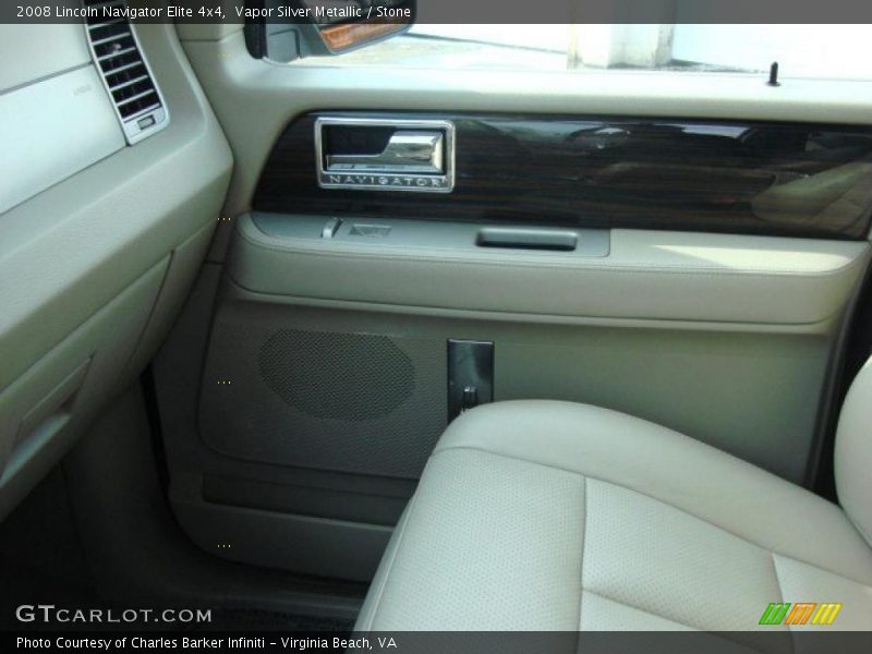 Vapor Silver Metallic / Stone 2008 Lincoln Navigator Elite 4x4