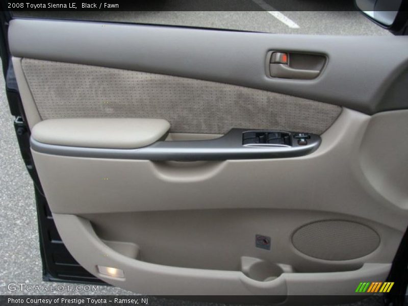 Black / Fawn 2008 Toyota Sienna LE