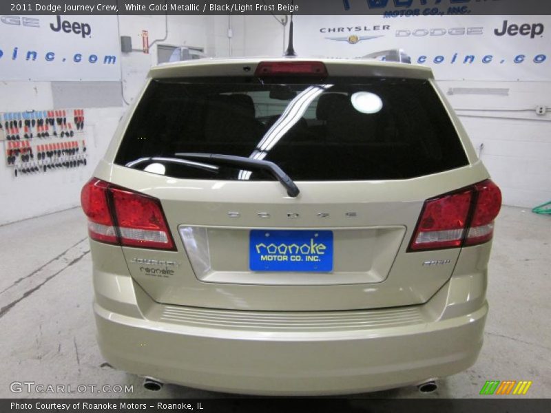 White Gold Metallic / Black/Light Frost Beige 2011 Dodge Journey Crew