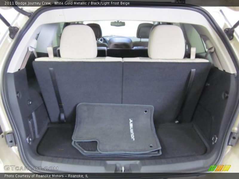 White Gold Metallic / Black/Light Frost Beige 2011 Dodge Journey Crew