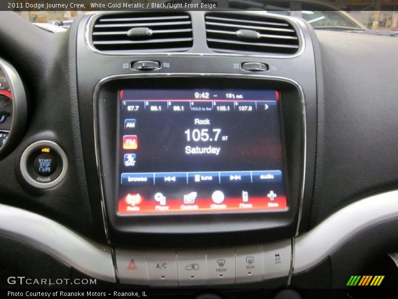 White Gold Metallic / Black/Light Frost Beige 2011 Dodge Journey Crew