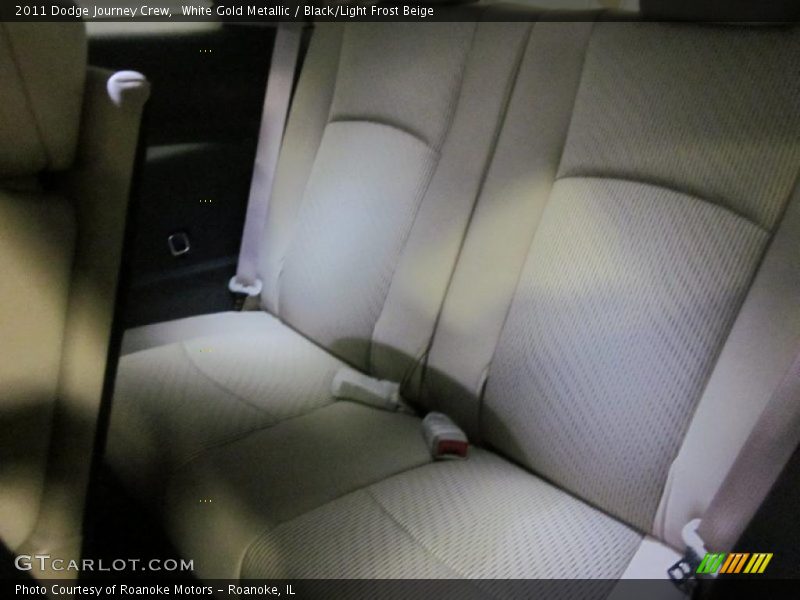 White Gold Metallic / Black/Light Frost Beige 2011 Dodge Journey Crew