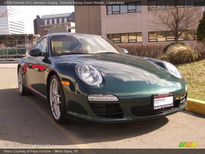 Front 3/4 View of 2009 911 Carrera S Coupe