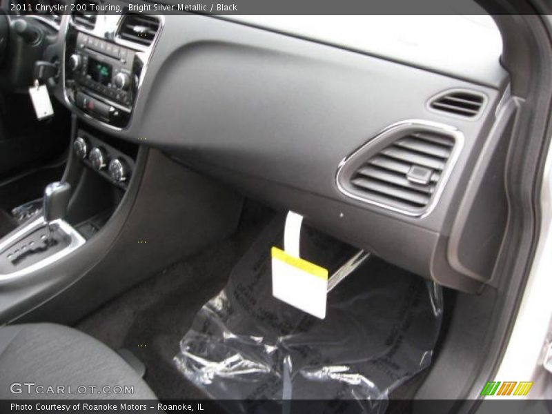 Bright Silver Metallic / Black 2011 Chrysler 200 Touring