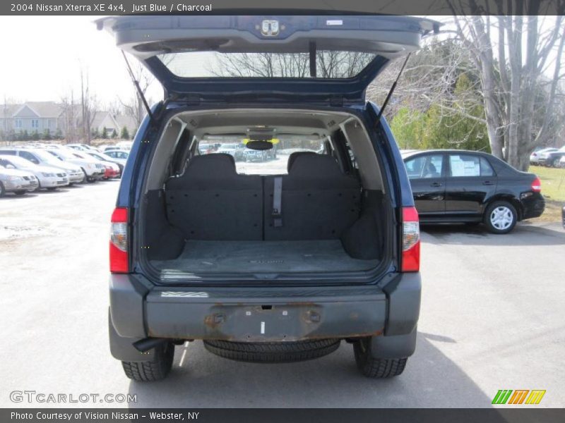 Just Blue / Charcoal 2004 Nissan Xterra XE 4x4