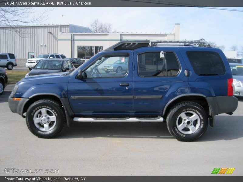 Just Blue / Charcoal 2004 Nissan Xterra XE 4x4