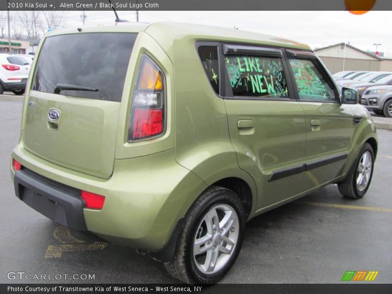 Alien Green / Black Soul Logo Cloth 2010 Kia Soul +
