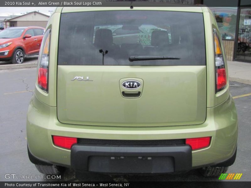 Alien Green / Black Soul Logo Cloth 2010 Kia Soul +