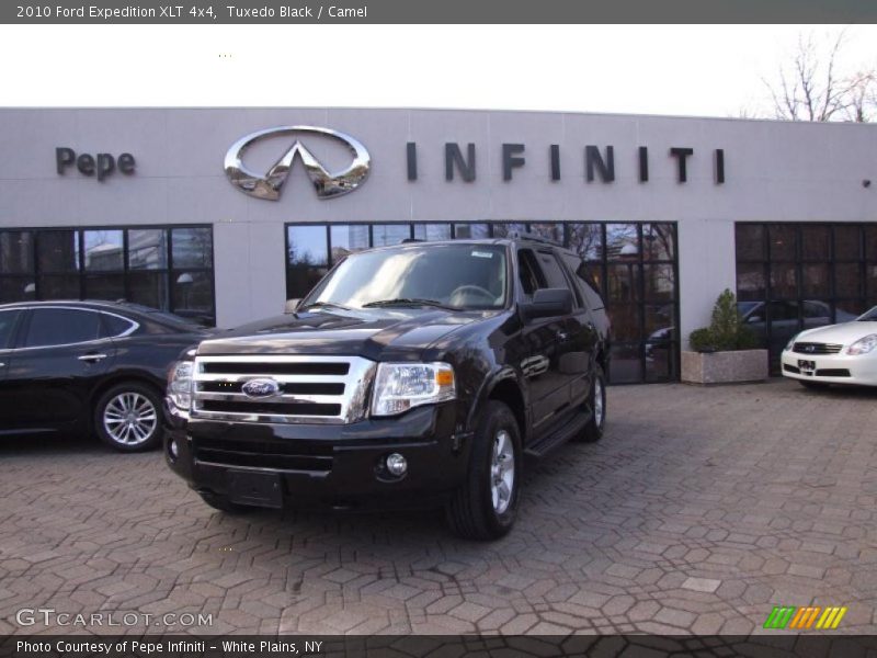 Tuxedo Black / Camel 2010 Ford Expedition XLT 4x4
