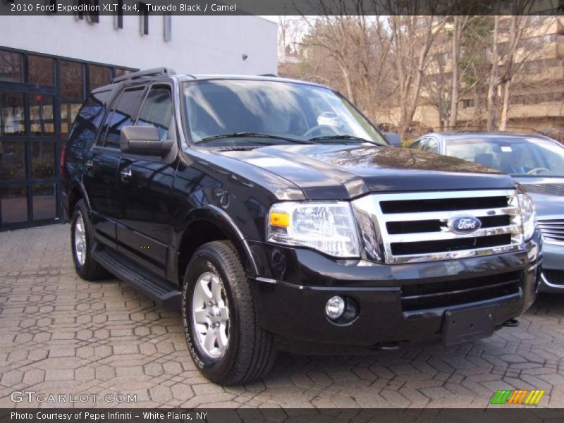 Tuxedo Black / Camel 2010 Ford Expedition XLT 4x4