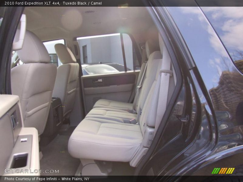  2010 Expedition XLT 4x4 Camel Interior