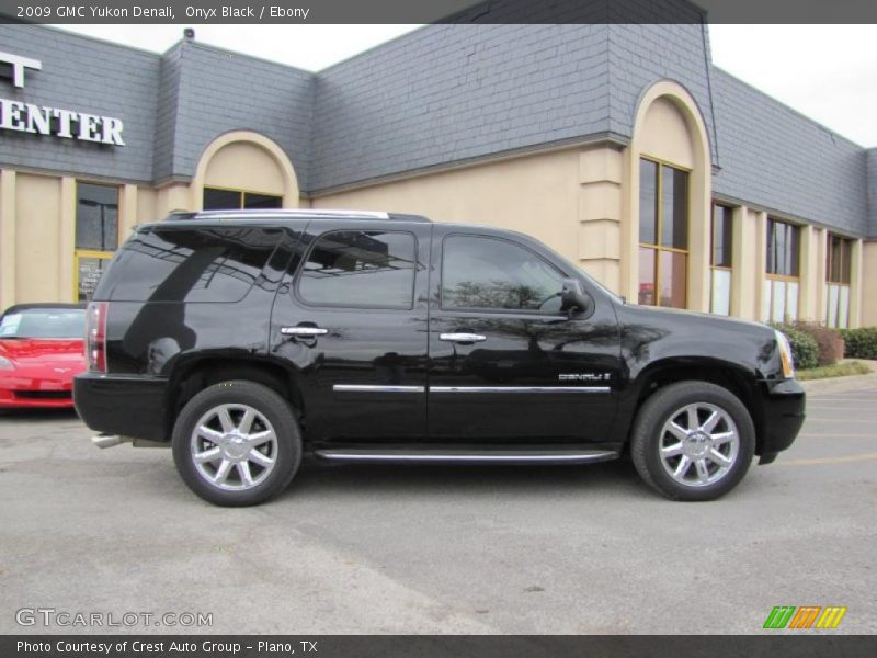 Onyx Black / Ebony 2009 GMC Yukon Denali