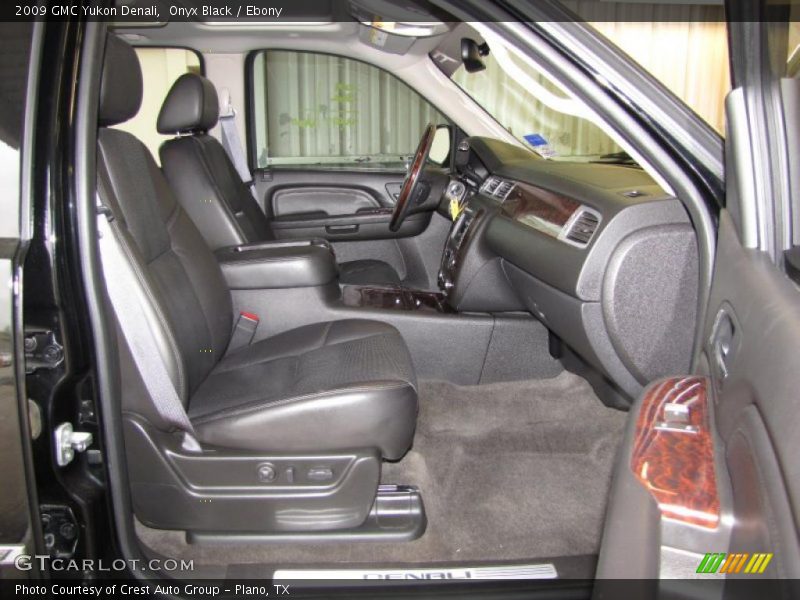  2009 Yukon Denali Ebony Interior