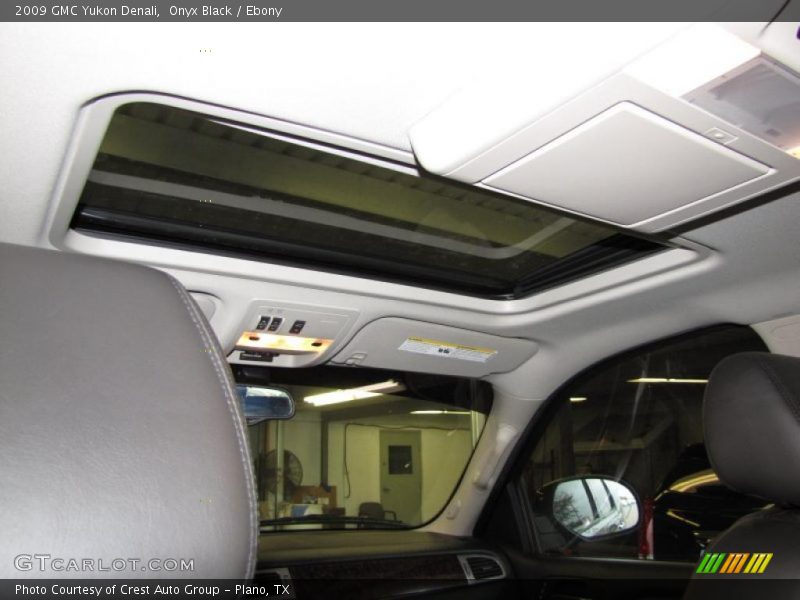 Onyx Black / Ebony 2009 GMC Yukon Denali