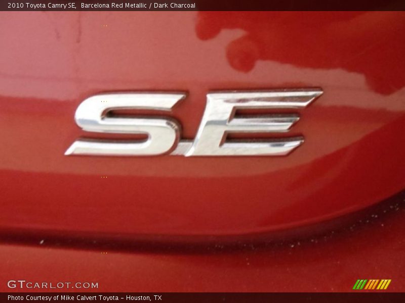 Barcelona Red Metallic / Dark Charcoal 2010 Toyota Camry SE