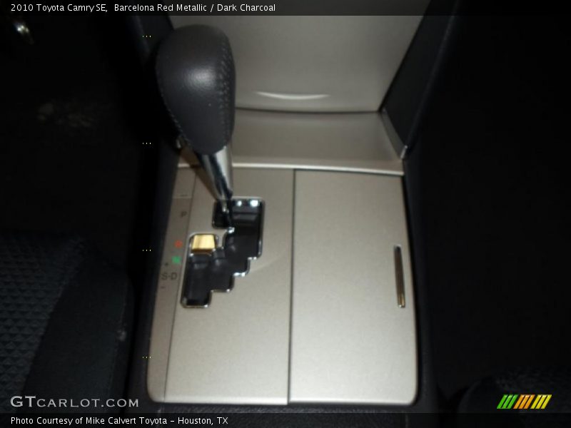 Barcelona Red Metallic / Dark Charcoal 2010 Toyota Camry SE