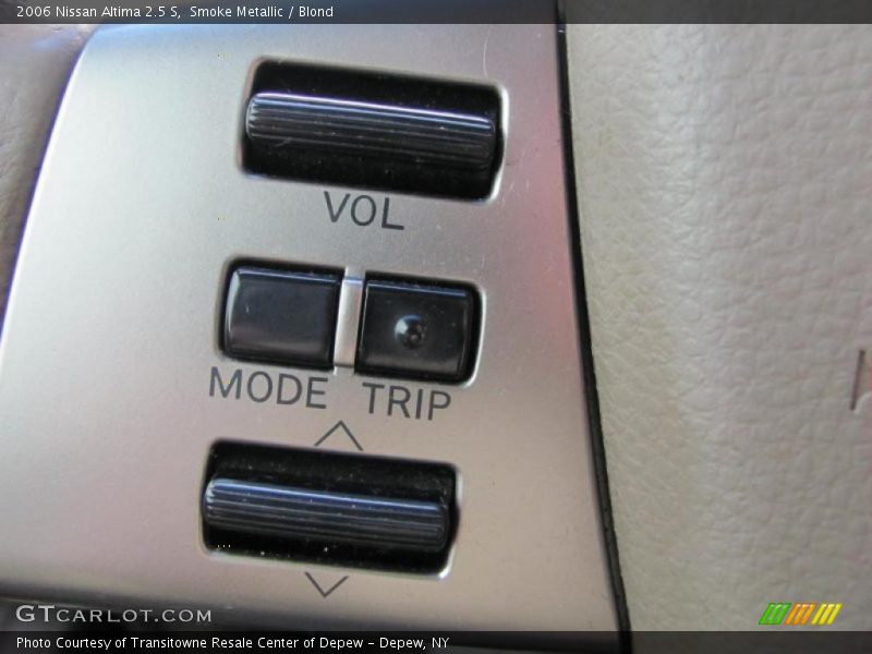 Smoke Metallic / Blond 2006 Nissan Altima 2.5 S