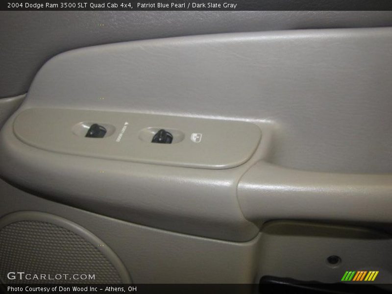 Patriot Blue Pearl / Dark Slate Gray 2004 Dodge Ram 3500 SLT Quad Cab 4x4