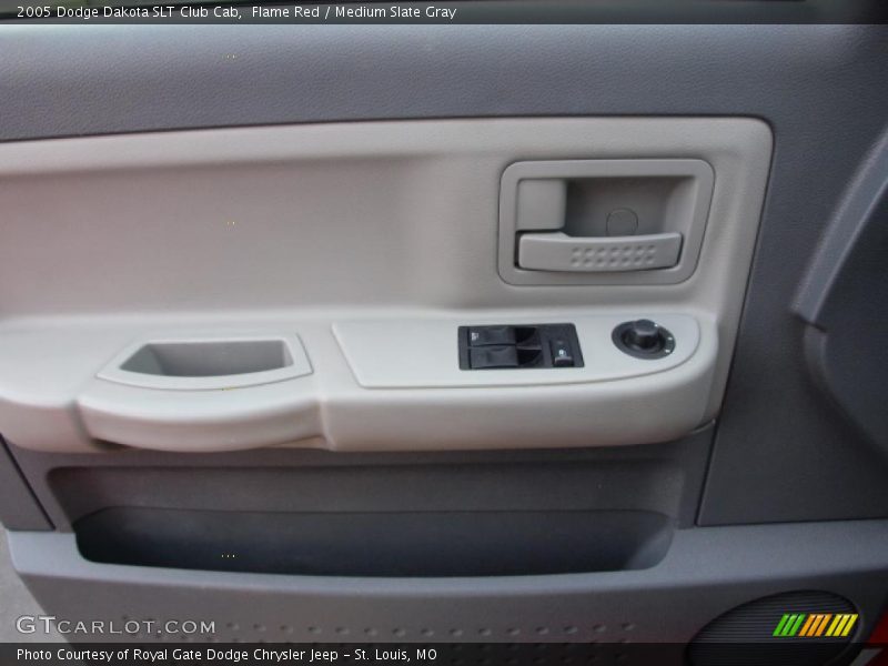 Flame Red / Medium Slate Gray 2005 Dodge Dakota SLT Club Cab