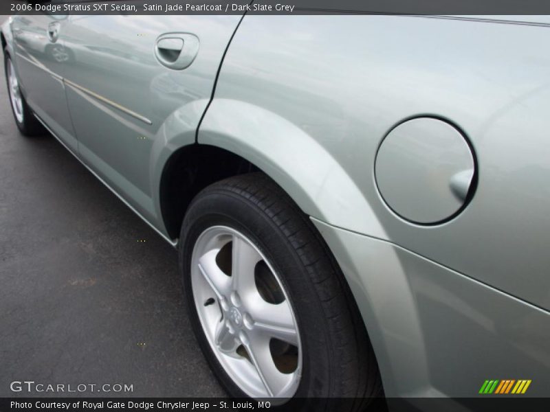 Satin Jade Pearlcoat / Dark Slate Grey 2006 Dodge Stratus SXT Sedan