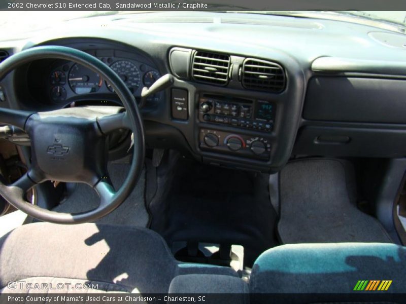 Sandalwood Metallic / Graphite 2002 Chevrolet S10 Extended Cab