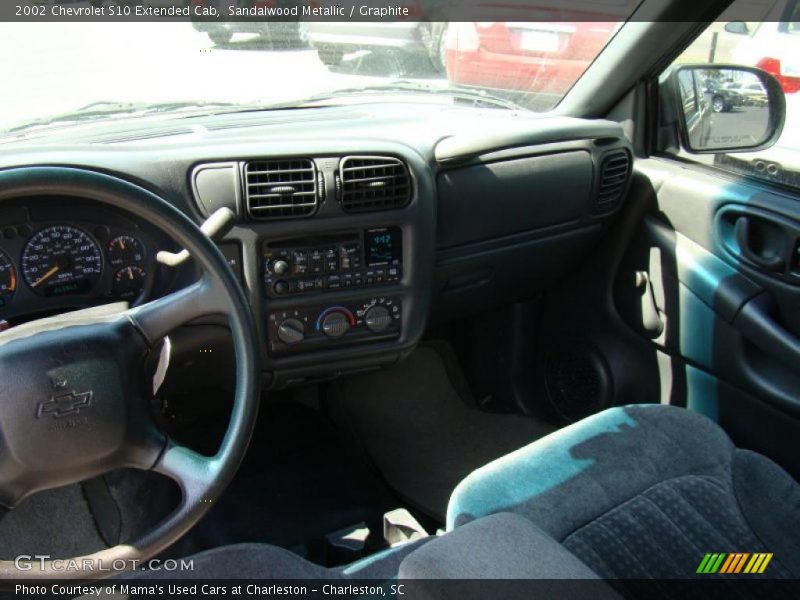Sandalwood Metallic / Graphite 2002 Chevrolet S10 Extended Cab
