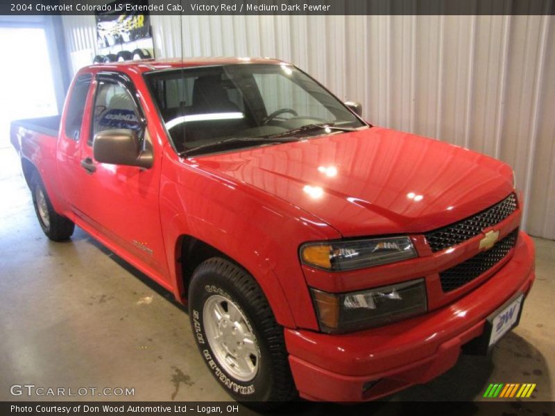 Victory Red / Medium Dark Pewter 2004 Chevrolet Colorado LS Extended Cab