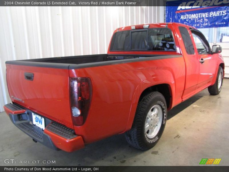 Victory Red / Medium Dark Pewter 2004 Chevrolet Colorado LS Extended Cab