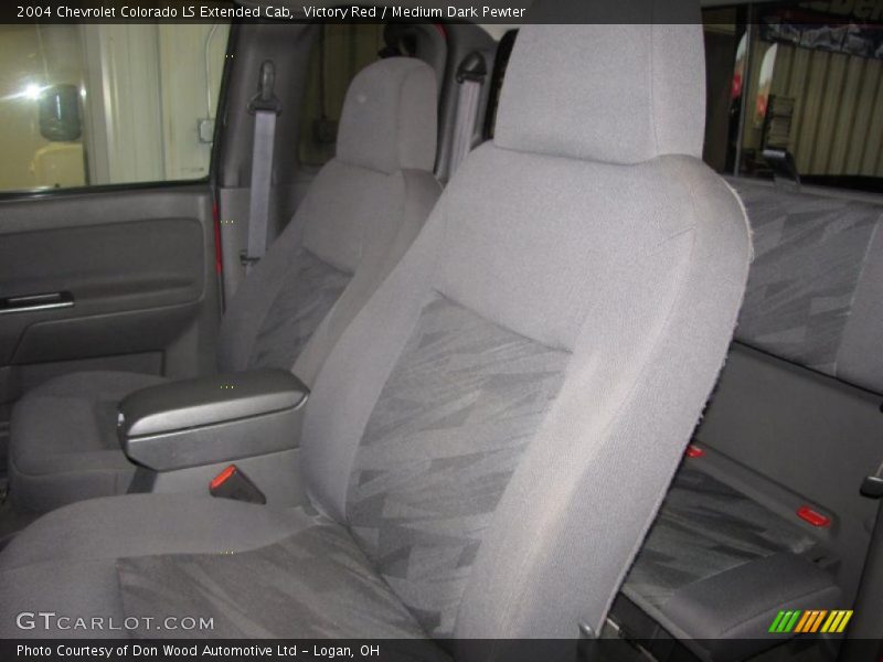 Victory Red / Medium Dark Pewter 2004 Chevrolet Colorado LS Extended Cab
