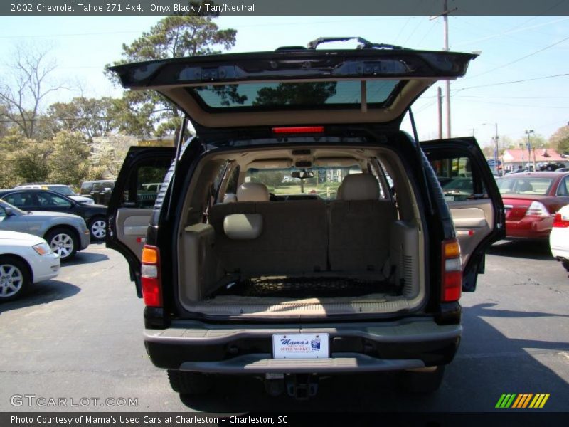 Onyx Black / Tan/Neutral 2002 Chevrolet Tahoe Z71 4x4
